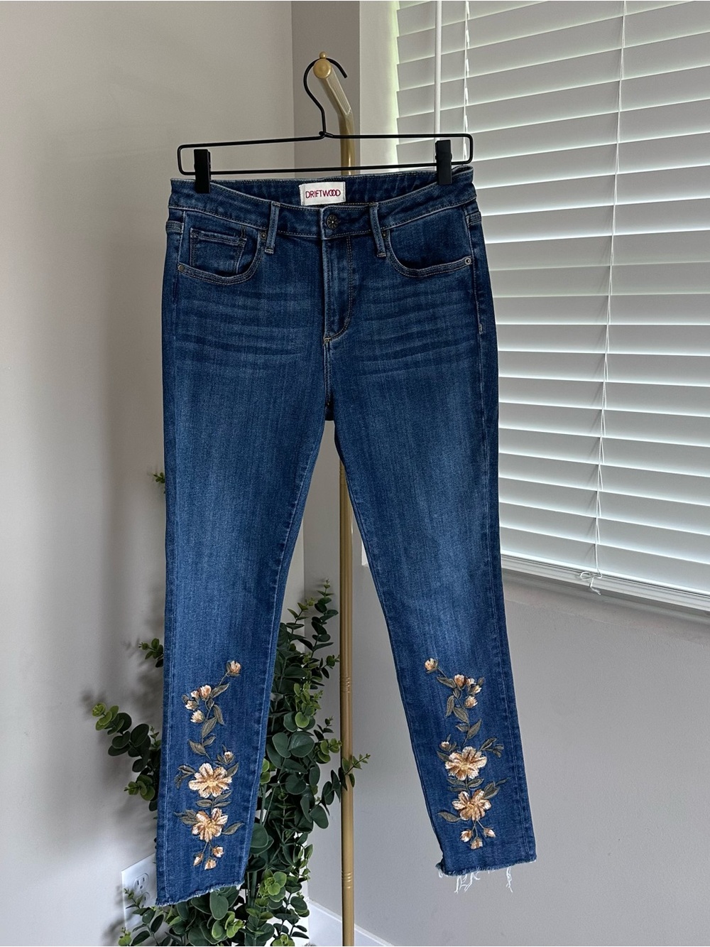 DRIFTWOOD Dark Blue Jeans with Floral Embroidery